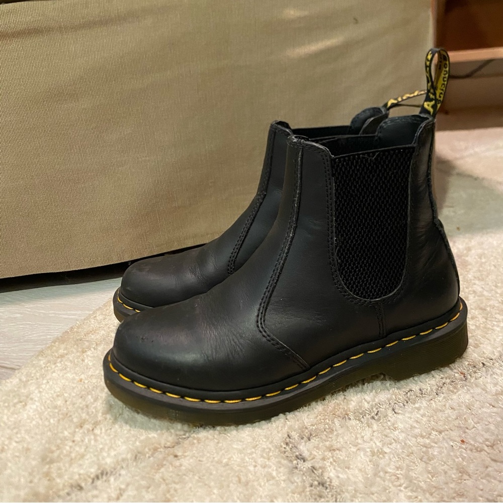 Doc Marten Chelsea Boots